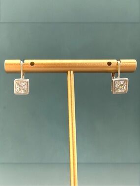 CZ Square Princess Cut Solitaire  925 Sterling Silver LeverBack Earrings Classic
